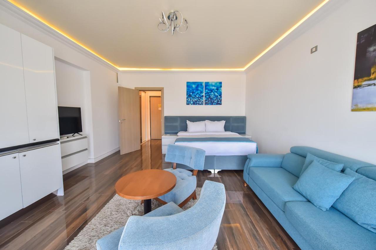 White Tower Private Apartment Beach View Mamaja Zewnętrze zdjęcie